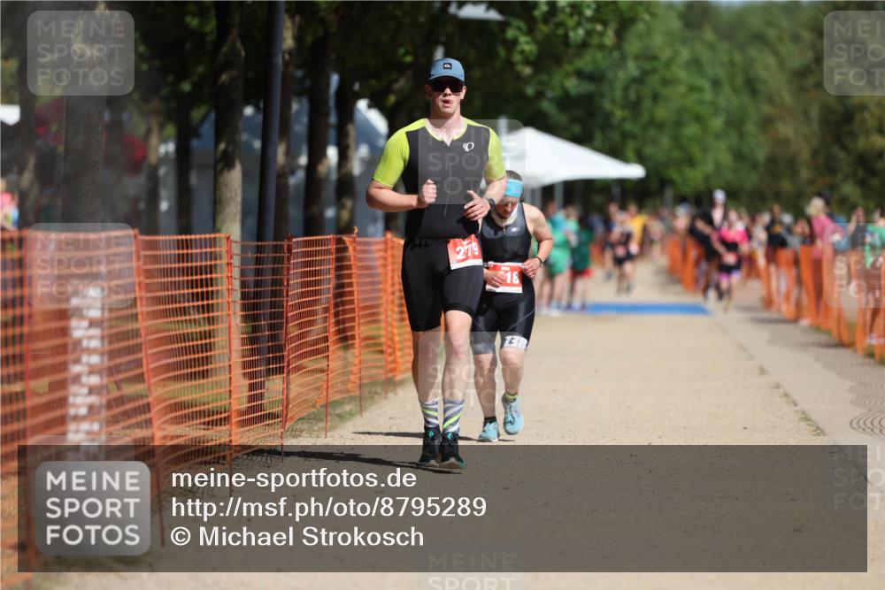 07.09.2025 - 19. Norderstedt Triathlon Michael Strokosch http://msf.ph/oto/8795289 07.09.2025 12:17:00 Laufen 279, 796, 1218 meine-sportfotos.de