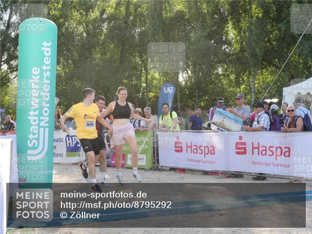 07.09.2025 - 19. Norderstedt Triathlon Zöllner http://msf.ph/oto/8795292 07.09.2025 16:59:15 Ziel 949 meine-sportfotos.de