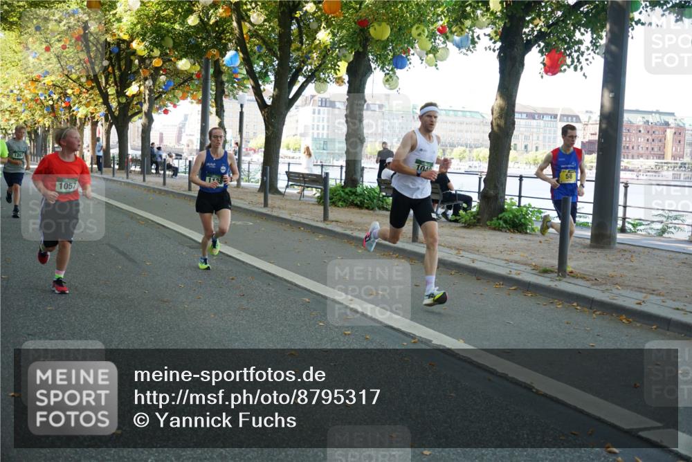 07.09.2025 - BARMER Alsterlauf Yannick Fuchs http://msf.ph/oto/8795317 07.09.2025 11:43:39 Laufen 1267, 1057, 138, 1040, 58 meine-sportfotos.de