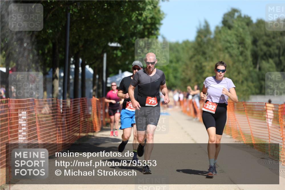 07.09.2025 - 19. Norderstedt Triathlon Michael Strokosch http://msf.ph/oto/8795353 07.09.2025 13:00:32 Laufen 295, 728, 752, 783, 1382 meine-sportfotos.de