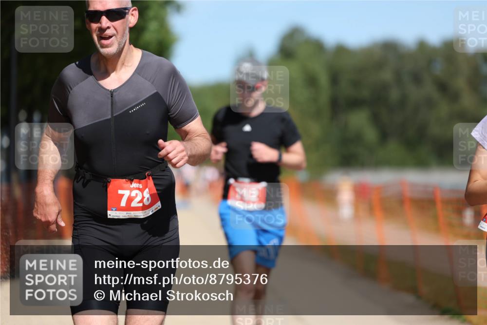07.09.2025 - 19. Norderstedt Triathlon Michael Strokosch http://msf.ph/oto/8795376 07.09.2025 13:00:35 Laufen 295, 728, 752, 783, 1382 meine-sportfotos.de