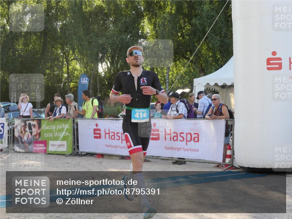 07.09.2025 - 19. Norderstedt Triathlon Zöllner http://msf.ph/oto/8795391 07.09.2025 16:59:52 Ziel 414, 1429 meine-sportfotos.de