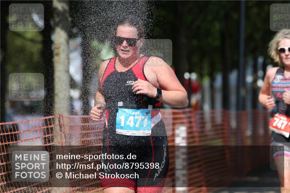 07.09.2025 - 19. Norderstedt Triathlon Michael Strokosch http://msf.ph/oto/8795398 07.09.2025 13:50:23 Laufen 160, 747, 1477 meine-sportfotos.de