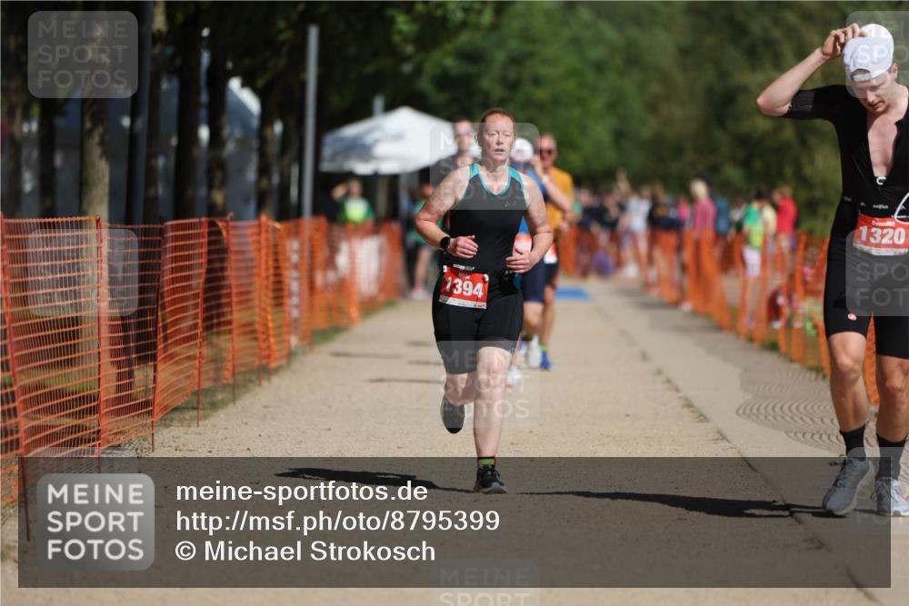 07.09.2025 - 19. Norderstedt Triathlon Michael Strokosch http://msf.ph/oto/8795399 07.09.2025 12:17:25 Laufen 303, 1320, 1394 meine-sportfotos.de