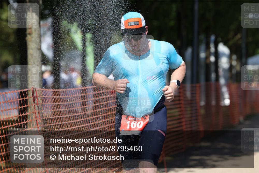 07.09.2025 - 19. Norderstedt Triathlon Michael Strokosch http://msf.ph/oto/8795460 07.09.2025 13:50:27 Laufen 160, 235, 747, 1477 meine-sportfotos.de