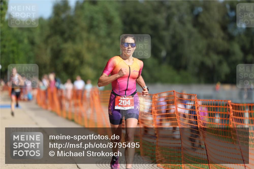 07.09.2025 - 19. Norderstedt Triathlon Michael Strokosch http://msf.ph/oto/8795495 07.09.2025 11:53:13 Laufen 204, 1174, 1203 meine-sportfotos.de