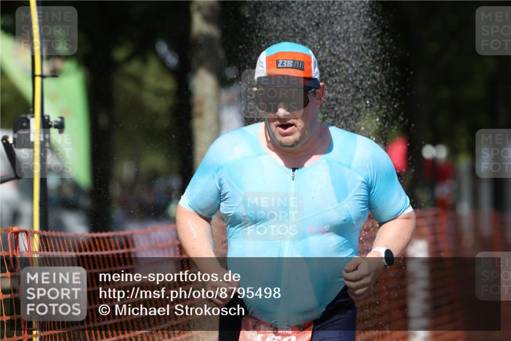 07.09.2025 - 19. Norderstedt Triathlon Michael Strokosch http://msf.ph/oto/8795498 07.09.2025 13:50:28 Laufen 160, 235, 747 meine-sportfotos.de
