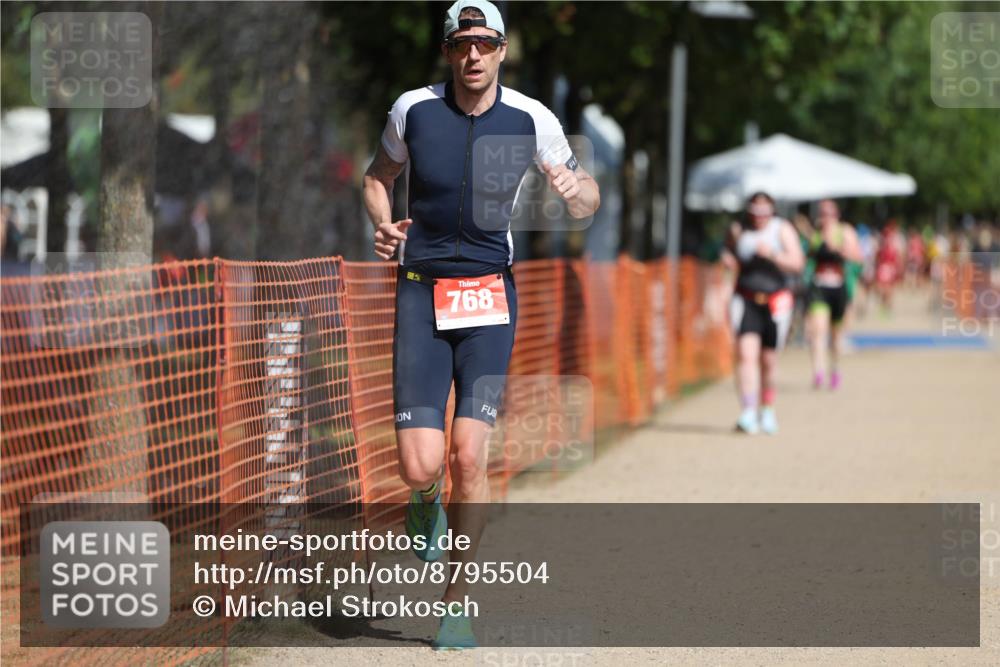 07.09.2025 - 19. Norderstedt Triathlon Michael Strokosch http://msf.ph/oto/8795504 07.09.2025 12:17:48 Laufen 768 meine-sportfotos.de