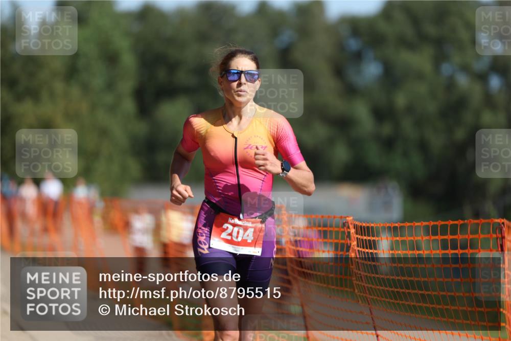 07.09.2025 - 19. Norderstedt Triathlon Michael Strokosch http://msf.ph/oto/8795515 07.09.2025 11:53:14 Laufen 204, 1174, 1203 meine-sportfotos.de