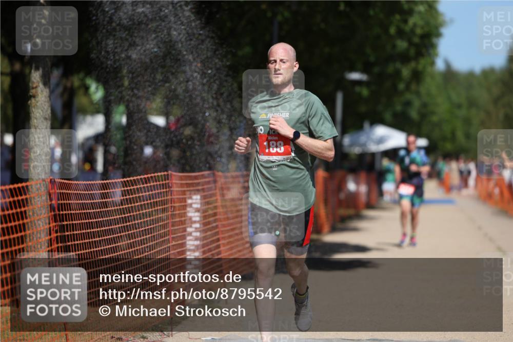 07.09.2025 - 19. Norderstedt Triathlon Michael Strokosch http://msf.ph/oto/8795542 07.09.2025 13:00:54 Laufen 188, 727, 1214, 1311, 1328 meine-sportfotos.de