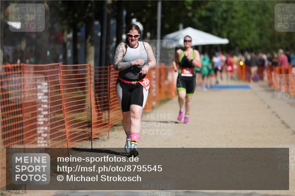 07.09.2025 - 19. Norderstedt Triathlon Michael Strokosch http://msf.ph/oto/8795545 07.09.2025 12:17:55 Laufen 259, 784 meine-sportfotos.de