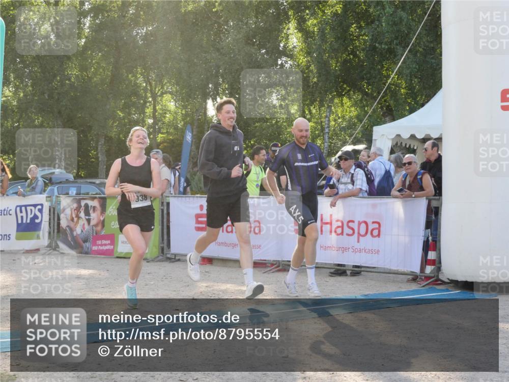 07.09.2025 - 19. Norderstedt Triathlon Zöllner http://msf.ph/oto/8795554 07.09.2025 17:00:42 Ziel 938 meine-sportfotos.de
