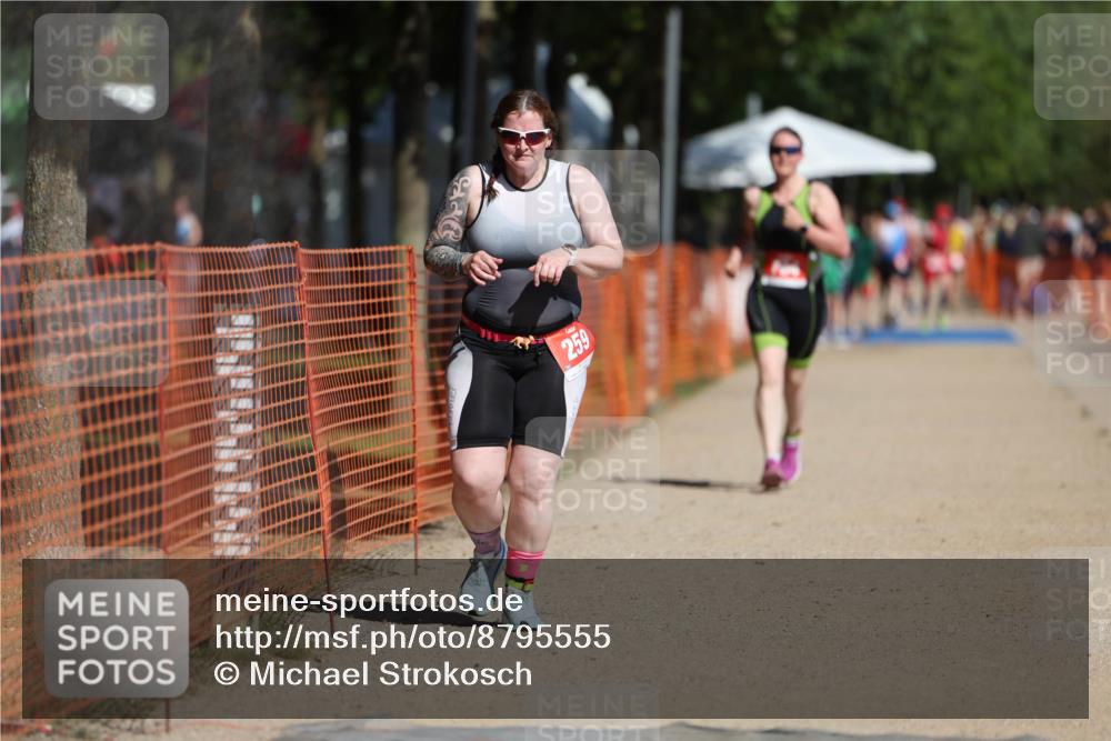 07.09.2025 - 19. Norderstedt Triathlon Michael Strokosch http://msf.ph/oto/8795555 07.09.2025 12:17:56 Laufen 259, 784 meine-sportfotos.de