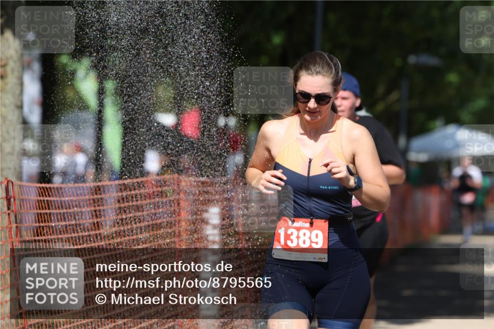 07.09.2025 - 19. Norderstedt Triathlon Michael Strokosch http://msf.ph/oto/8795565 07.09.2025 13:50:45 Laufen 219, 1389 meine-sportfotos.de