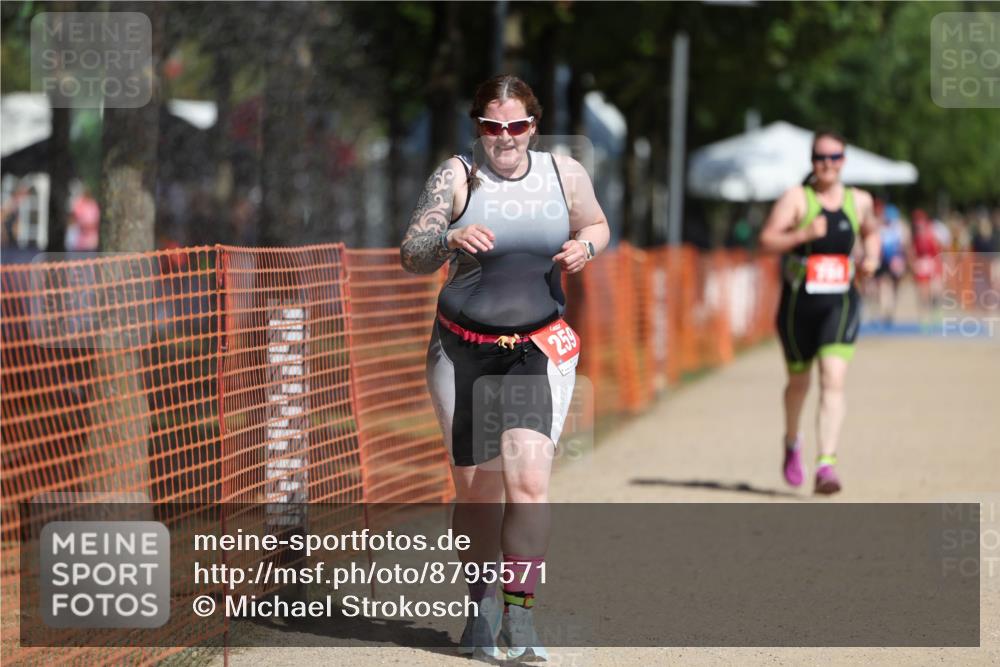 07.09.2025 - 19. Norderstedt Triathlon Michael Strokosch http://msf.ph/oto/8795571 07.09.2025 12:17:57 Laufen 259, 784 meine-sportfotos.de