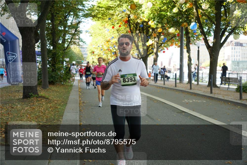 07.09.2025 - BARMER Alsterlauf Yannick Fuchs http://msf.ph/oto/8795575 07.09.2025 11:43:50 Laufen 6465, 8393 meine-sportfotos.de