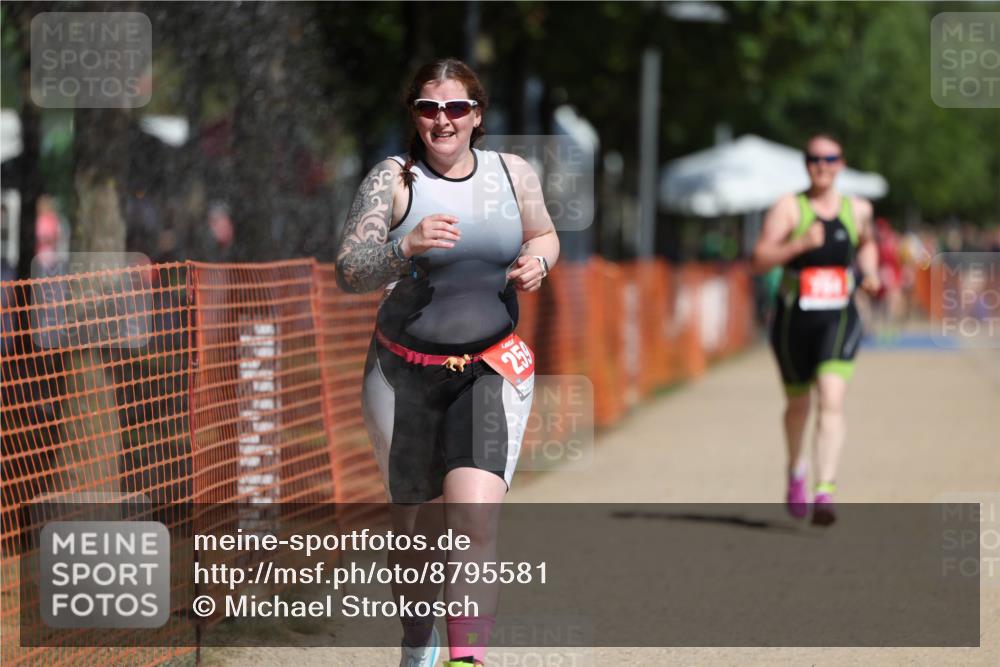 07.09.2025 - 19. Norderstedt Triathlon Michael Strokosch http://msf.ph/oto/8795581 07.09.2025 12:17:57 Laufen 259, 784 meine-sportfotos.de