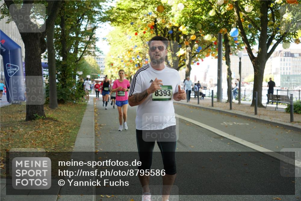 07.09.2025 - BARMER Alsterlauf Yannick Fuchs http://msf.ph/oto/8795586 07.09.2025 11:43:50 Laufen 8465, 8393 meine-sportfotos.de