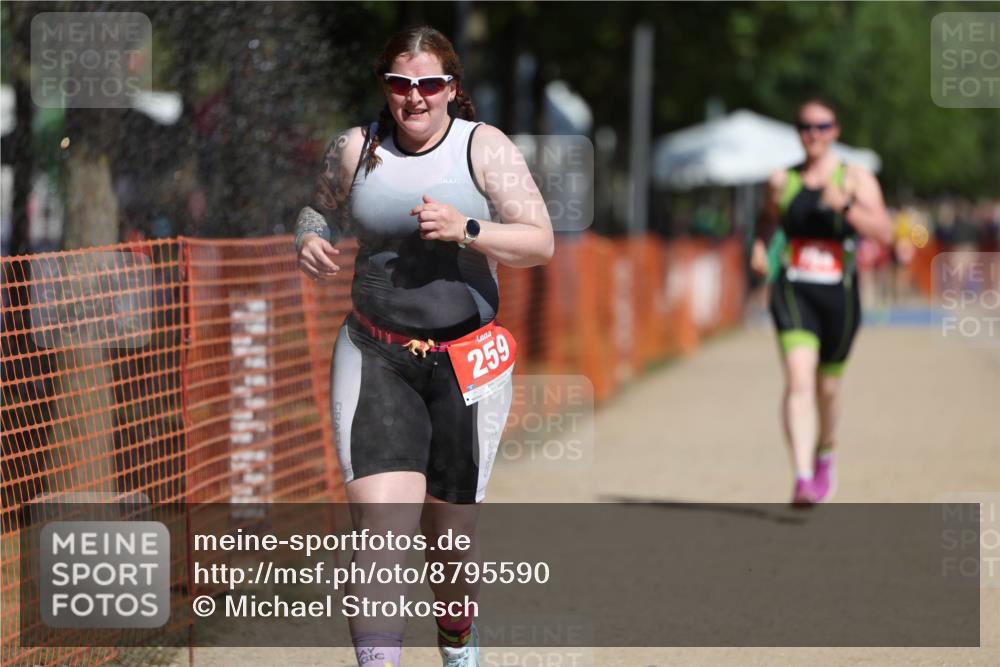 07.09.2025 - 19. Norderstedt Triathlon Michael Strokosch http://msf.ph/oto/8795590 07.09.2025 12:17:58 Laufen 259, 784 meine-sportfotos.de