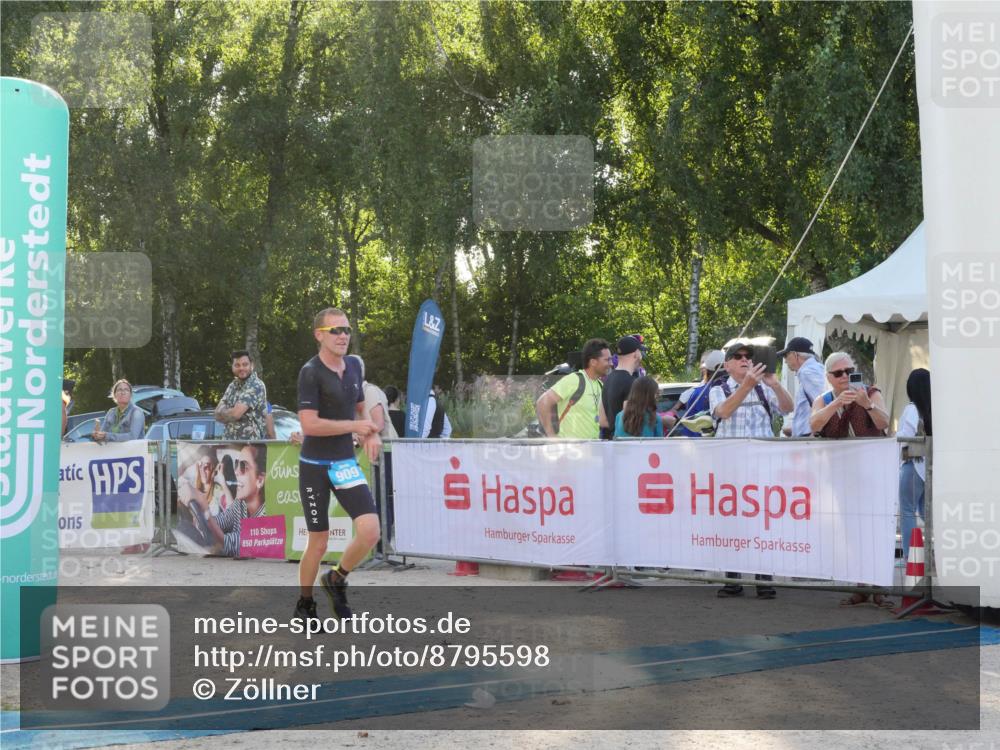 07.09.2025 - 19. Norderstedt Triathlon Zöllner http://msf.ph/oto/8795598 07.09.2025 17:01:39 Ziel 909 meine-sportfotos.de