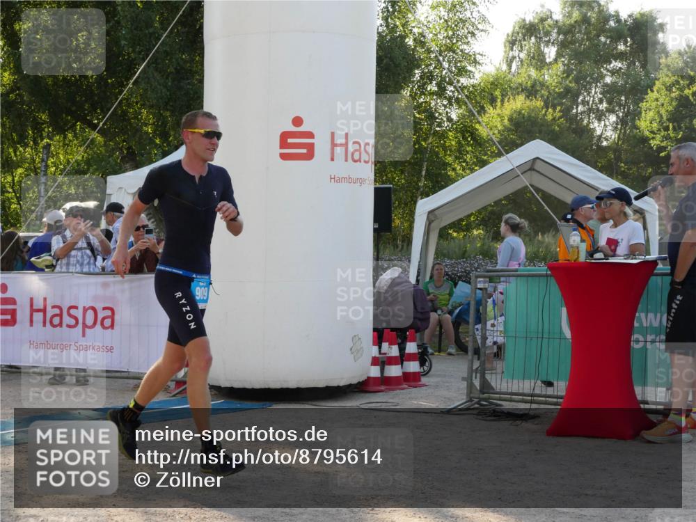 07.09.2025 - 19. Norderstedt Triathlon Zöllner http://msf.ph/oto/8795614 07.09.2025 17:01:40 Ziel 909 meine-sportfotos.de