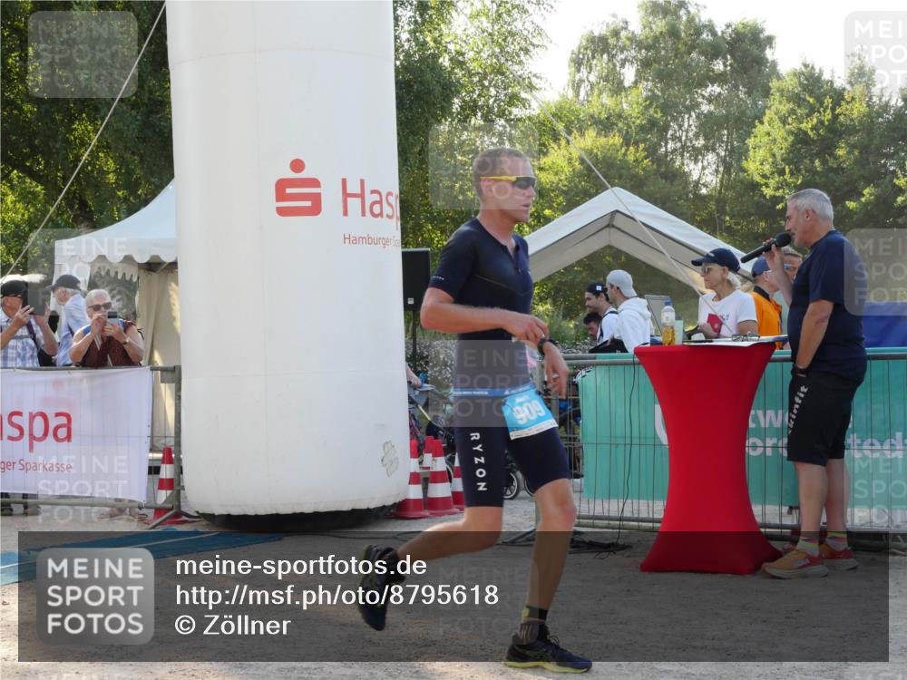 07.09.2025 - 19. Norderstedt Triathlon Zöllner http://msf.ph/oto/8795618 07.09.2025 17:01:41 Ziel 909 meine-sportfotos.de