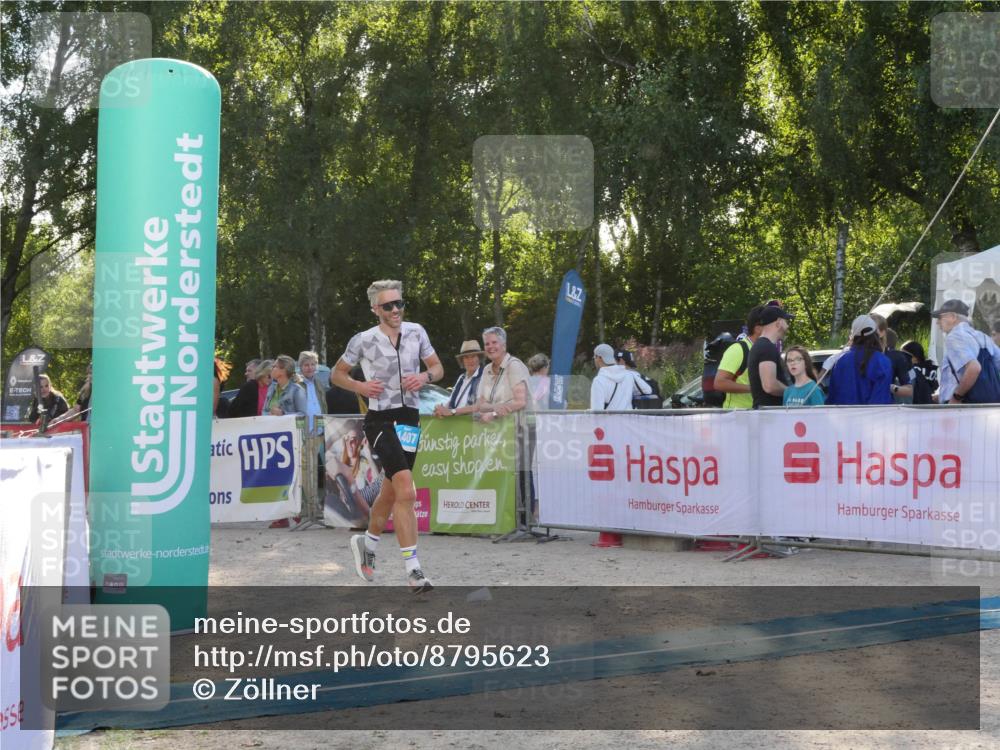 07.09.2025 - 19. Norderstedt Triathlon Zöllner http://msf.ph/oto/8795623 07.09.2025 17:01:50 Ziel 1407 meine-sportfotos.de