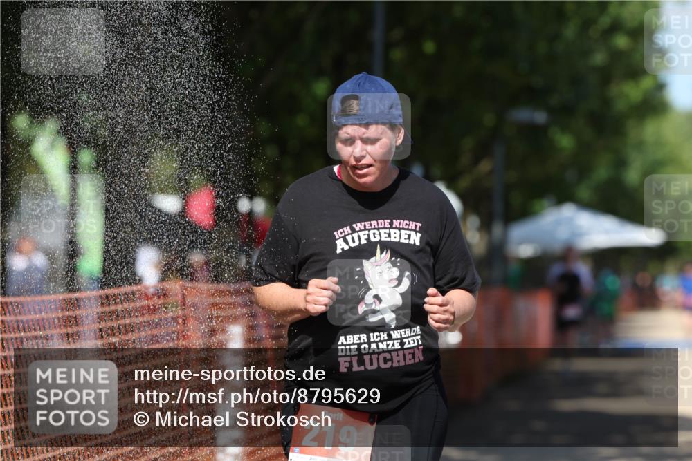 07.09.2025 - 19. Norderstedt Triathlon Michael Strokosch http://msf.ph/oto/8795629 07.09.2025 13:50:47 Laufen 219, 1389 meine-sportfotos.de