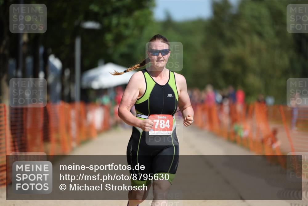 07.09.2025 - 19. Norderstedt Triathlon Michael Strokosch http://msf.ph/oto/8795630 07.09.2025 12:18:01 Laufen 259, 784 meine-sportfotos.de
