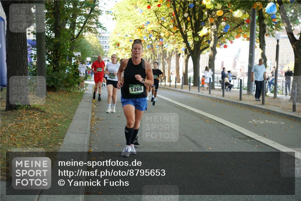 07.09.2025 - BARMER Alsterlauf Yannick Fuchs http://msf.ph/oto/8795653 07.09.2025 11:43:56 Laufen 1002, 1095, 1266, 224 meine-sportfotos.de