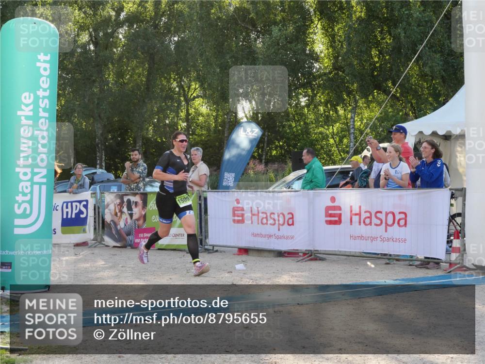 07.09.2025 - 19. Norderstedt Triathlon Zöllner http://msf.ph/oto/8795655 07.09.2025 17:02:39 Ziel 1509 meine-sportfotos.de
