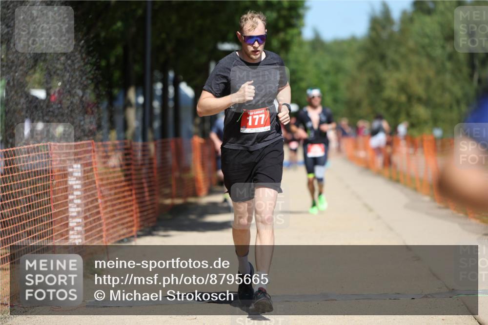 07.09.2025 - 19. Norderstedt Triathlon Michael Strokosch http://msf.ph/oto/8795665 07.09.2025 13:01:28 Laufen 177, 210, 250, 1376 meine-sportfotos.de