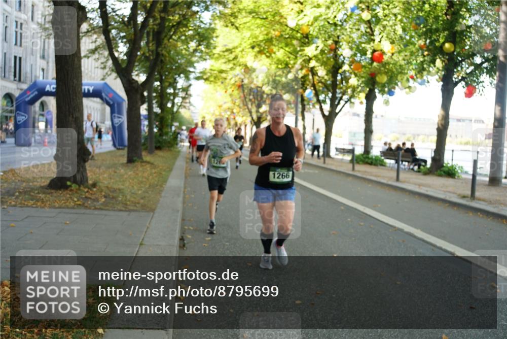 07.09.2025 - BARMER Alsterlauf Yannick Fuchs http://msf.ph/oto/8795699 07.09.2025 11:43:58 Laufen 1266 meine-sportfotos.de