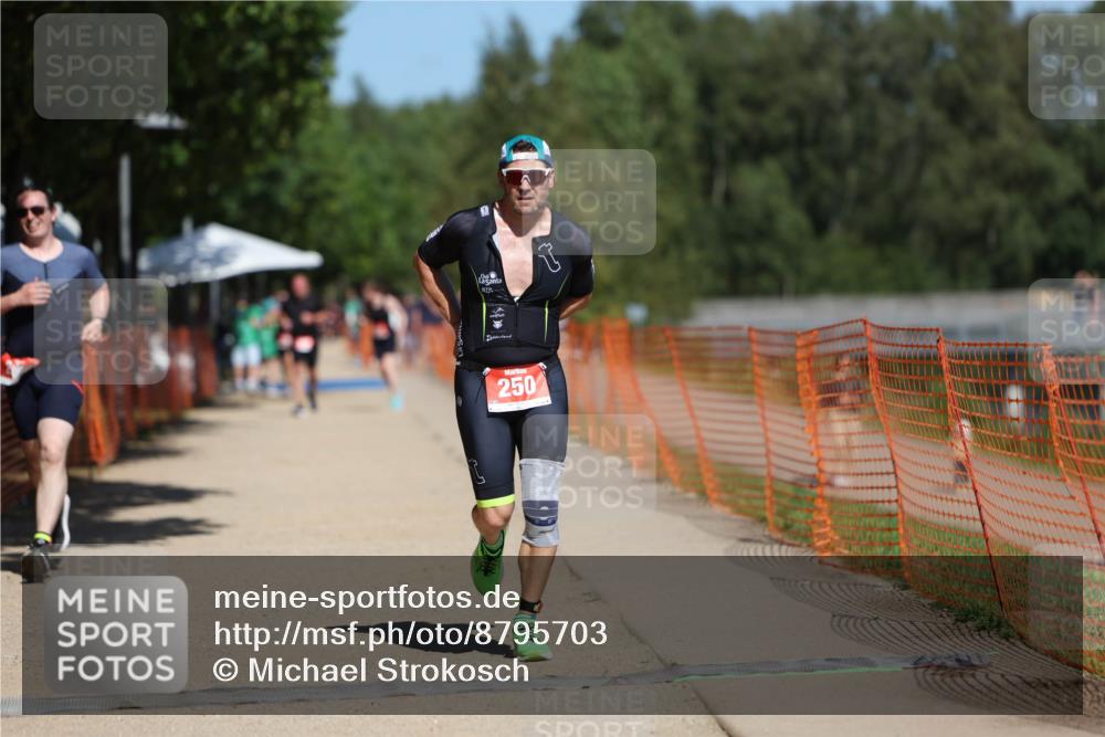 07.09.2025 - 19. Norderstedt Triathlon Michael Strokosch http://msf.ph/oto/8795703 07.09.2025 13:01:32 Laufen 177, 210, 250 meine-sportfotos.de