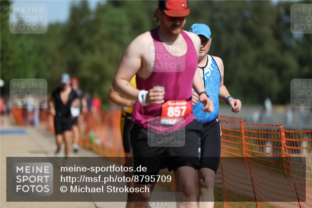 07.09.2025 - 19. Norderstedt Triathlon Michael Strokosch http://msf.ph/oto/8795709 07.09.2025 12:18:23 Laufen 203, 237, 795, 857, 1313, 1371 meine-sportfotos.de