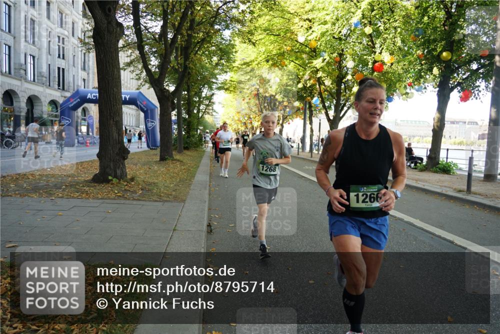 07.09.2025 - BARMER Alsterlauf Yannick Fuchs http://msf.ph/oto/8795714 07.09.2025 11:43:59 Laufen 1268, 1266 meine-sportfotos.de