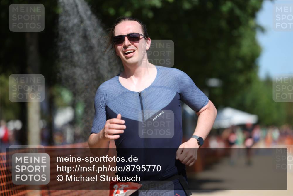 07.09.2025 - 19. Norderstedt Triathlon Michael Strokosch http://msf.ph/oto/8795770 07.09.2025 13:01:36 Laufen 210, 250 meine-sportfotos.de