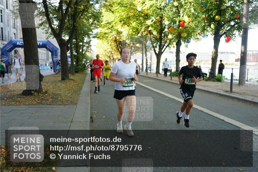 07.09.2025 - BARMER Alsterlauf Yannick Fuchs http://msf.ph/oto/8795776 07.09.2025 11:44:02 Laufen 1002, 095, 122 meine-sportfotos.de
