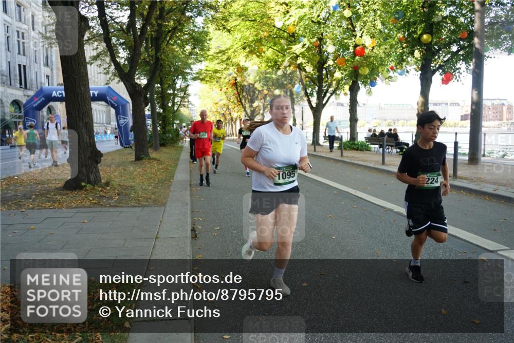 07.09.2025 - BARMER Alsterlauf Yannick Fuchs http://msf.ph/oto/8795795 07.09.2025 11:44:02 Laufen 1002, 1175, 1095, 224 meine-sportfotos.de