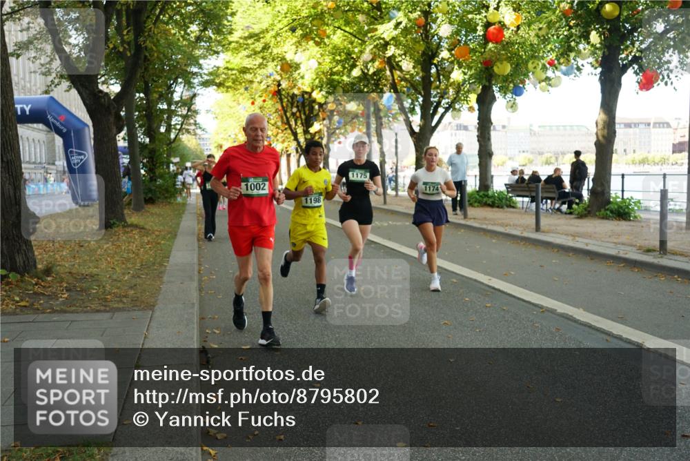 07.09.2025 - BARMER Alsterlauf Yannick Fuchs http://msf.ph/oto/8795802 07.09.2025 11:44:03 Laufen 1002, 1198, 1175, 1174, 1445 meine-sportfotos.de