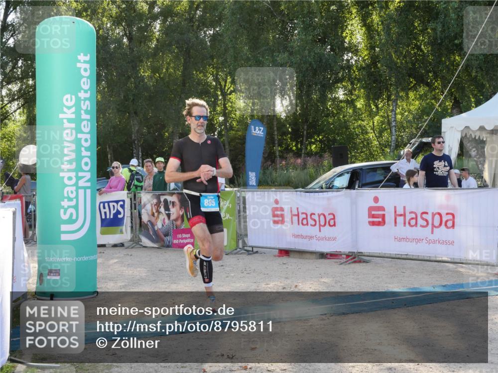 07.09.2025 - 19. Norderstedt Triathlon Zöllner http://msf.ph/oto/8795811 07.09.2025 17:05:46 Ziel 885 meine-sportfotos.de
