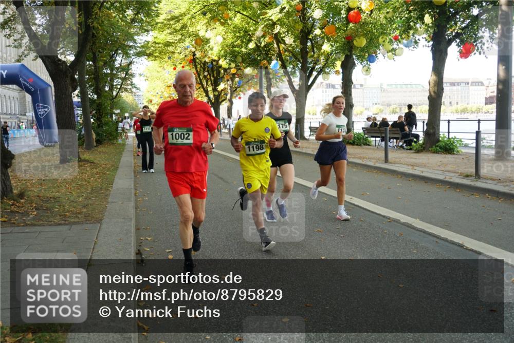 07.09.2025 - BARMER Alsterlauf Yannick Fuchs http://msf.ph/oto/8795829 07.09.2025 11:44:04 Laufen 1195, 1002, 1198, 175, 117 meine-sportfotos.de
