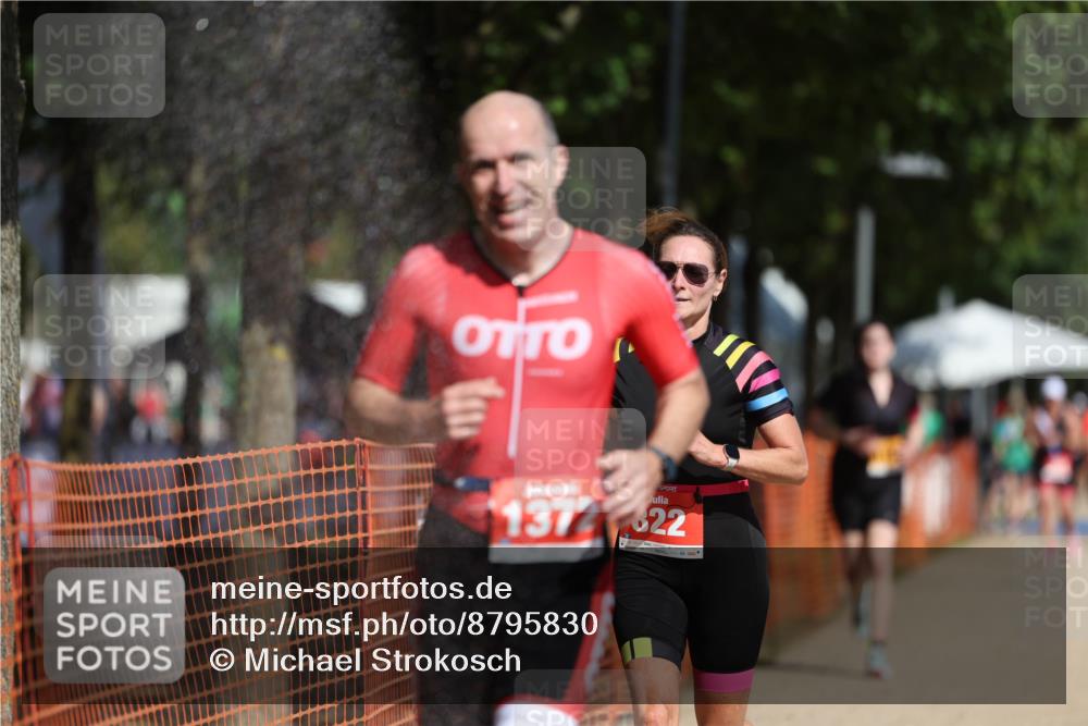 07.09.2025 - 19. Norderstedt Triathlon Michael Strokosch http://msf.ph/oto/8795830 07.09.2025 12:18:36 Laufen 822, 1159, 1300, 1372 meine-sportfotos.de