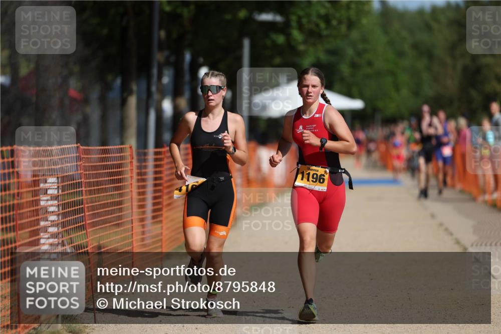 07.09.2025 - 19. Norderstedt Triathlon Michael Strokosch http://msf.ph/oto/8795848 07.09.2025 11:54:05 Laufen 1168, 1196 meine-sportfotos.de