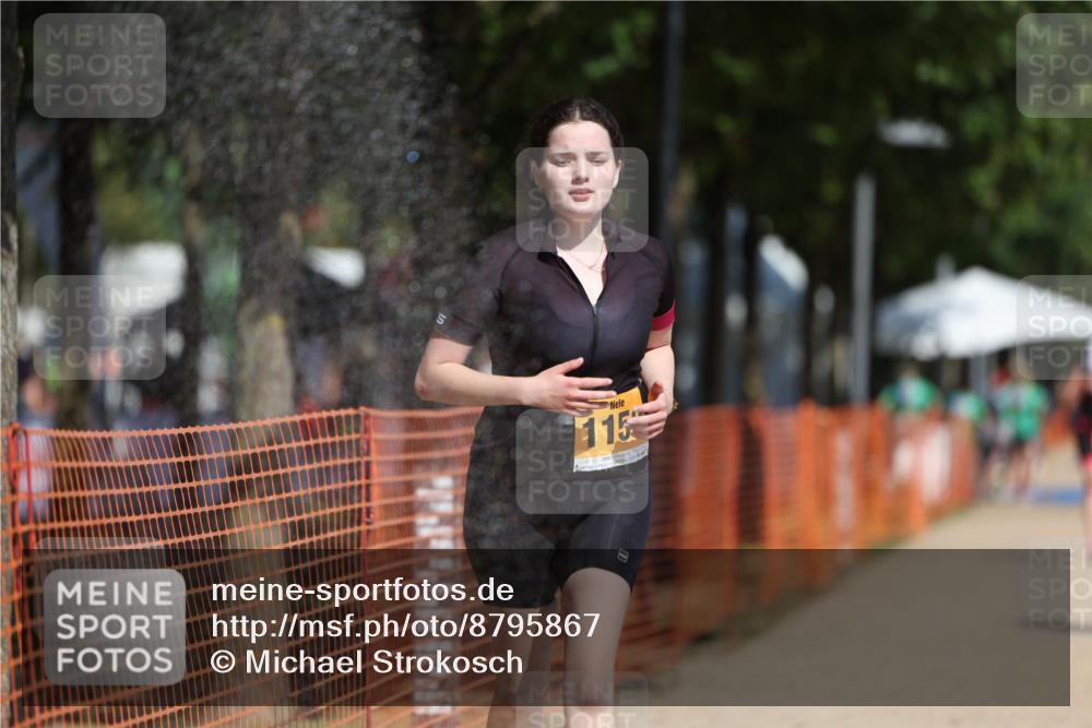 07.09.2025 - 19. Norderstedt Triathlon Michael Strokosch http://msf.ph/oto/8795867 07.09.2025 12:18:42 Laufen 803, 1159 meine-sportfotos.de