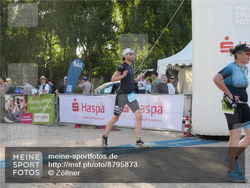 07.09.2025 - 19. Norderstedt Triathlon Zöllner http://msf.ph/oto/8795873 07.09.2025 17:06:07 Ziel 1108, 1409 meine-sportfotos.de