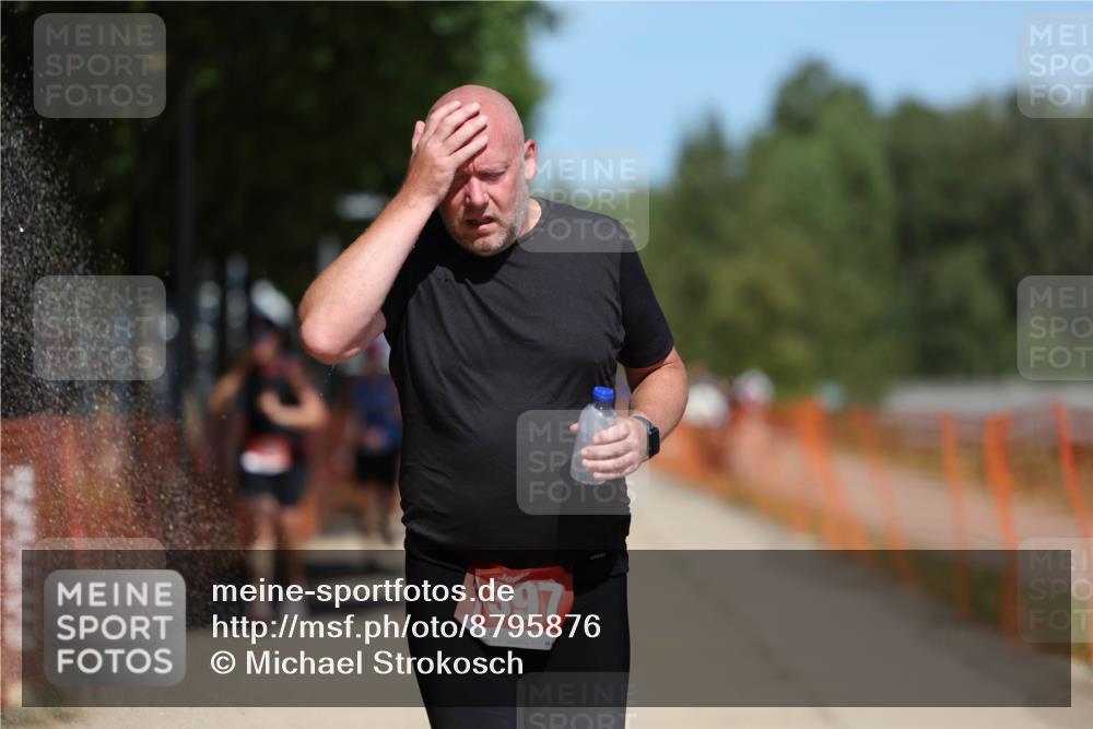 07.09.2025 - 19. Norderstedt Triathlon Michael Strokosch http://msf.ph/oto/8795876 07.09.2025 13:01:51 Laufen 171, 262, 1369, 1380, 1397 meine-sportfotos.de