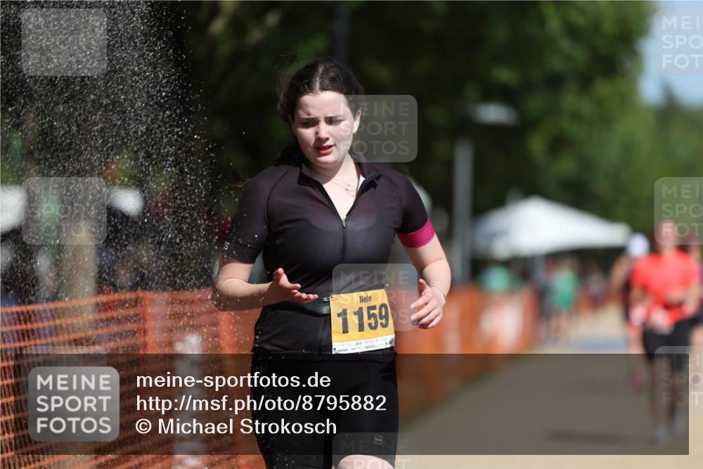 07.09.2025 - 19. Norderstedt Triathlon Michael Strokosch http://msf.ph/oto/8795882 07.09.2025 12:18:43 Laufen 803, 1159 meine-sportfotos.de