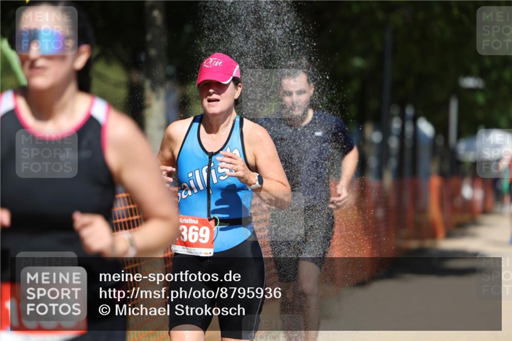 07.09.2025 - 19. Norderstedt Triathlon Michael Strokosch http://msf.ph/oto/8795936 07.09.2025 13:01:58 Laufen 171, 808, 1369, 1380 meine-sportfotos.de