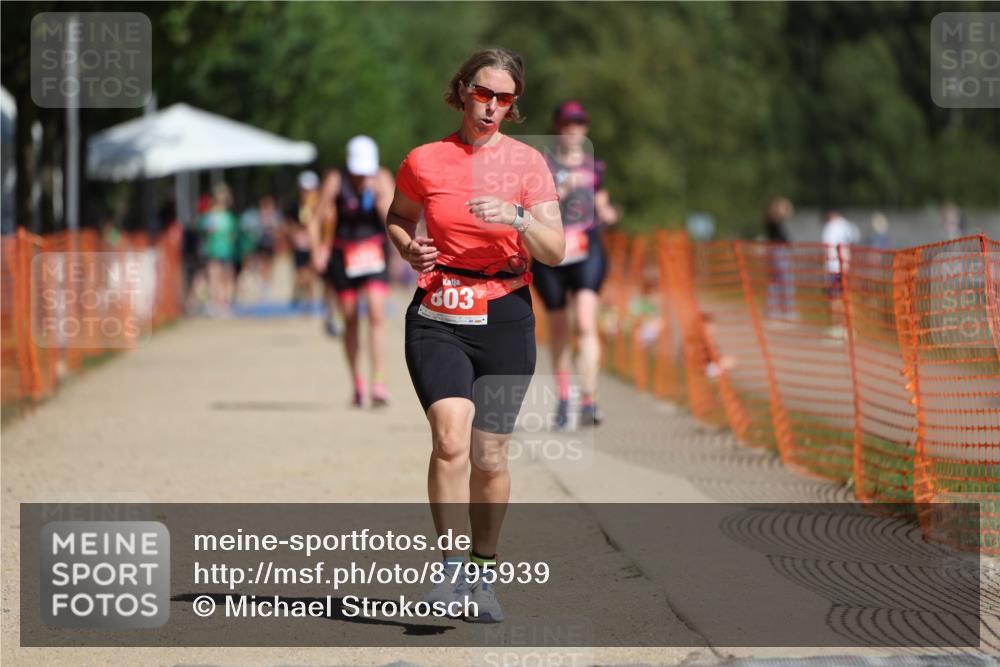 07.09.2025 - 19. Norderstedt Triathlon Michael Strokosch http://msf.ph/oto/8795939 07.09.2025 12:18:48 Laufen 201, 803 meine-sportfotos.de